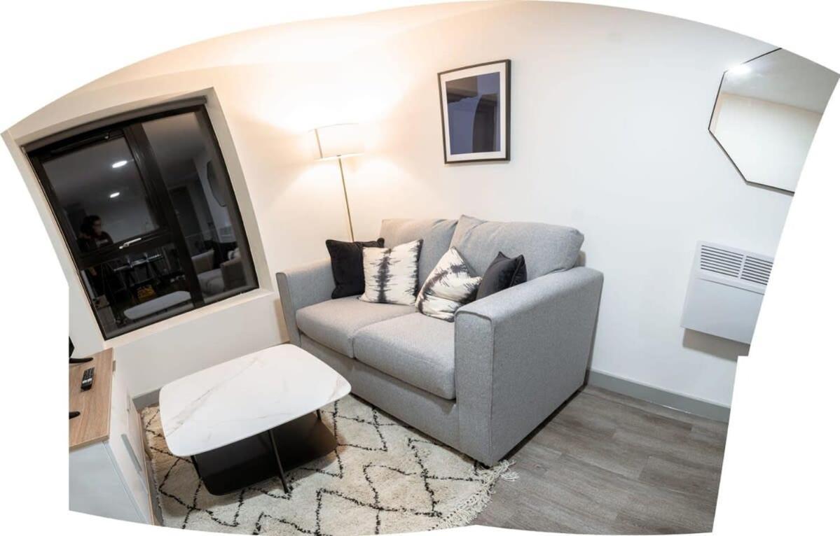 Contemporary 1 Bed Apartment In Central Liverpool Exterior foto